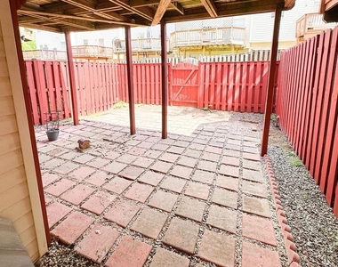20910 Butterwood Falls Terrace - Photo Thumbnail 12