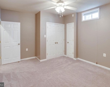 42100 Porch Light Drive - Photo Thumbnail 9