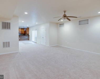 42100 Porch Light Drive - Photo Thumbnail 6
