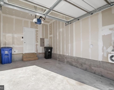 1304 Ribbon Limestone Terrace Se - Photo Thumbnail 23
