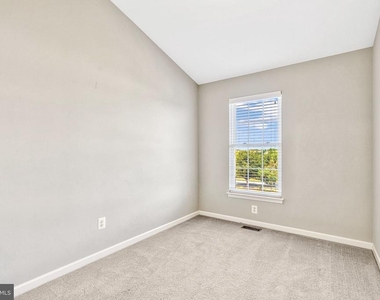 25368 Shipley Terrace - Photo Thumbnail 18