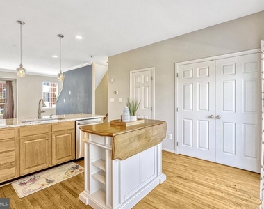 25368 Shipley Terrace - Photo Thumbnail 8