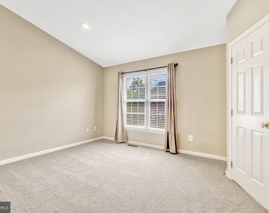25368 Shipley Terrace - Photo Thumbnail 14