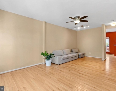 13129 Englishwood Lane - Photo Thumbnail 5