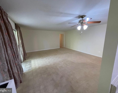 4108 Mangalore Drive - Photo Thumbnail 1
