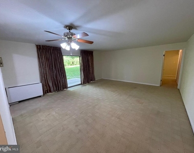 4108 Mangalore Drive - Photo Thumbnail 2