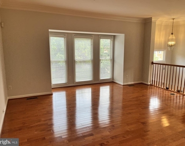 1786 Brentridge Street - Photo Thumbnail 7