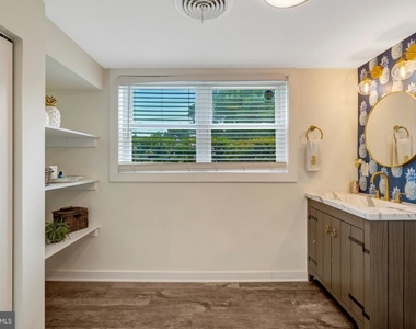5410 Montgomery Street - Photo Thumbnail 55