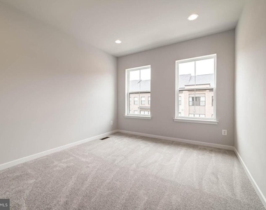 6227 Almerico Place - Photo Thumbnail 50