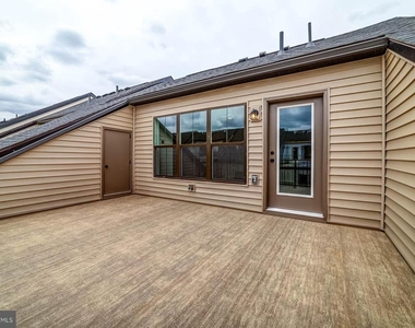 6227 Almerico Place - Photo Thumbnail 69