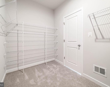 6227 Almerico Place - Photo Thumbnail 42
