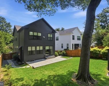 6845 Churchill Road - Photo Thumbnail 43