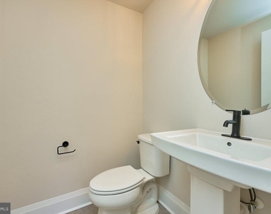 6845 Churchill Road - Photo Thumbnail 15