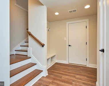 6845 Churchill Road - Photo Thumbnail 30