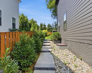 6845 Churchill Road - Photo Thumbnail 40