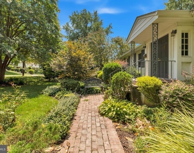 4314 Argonne Drive - Photo Thumbnail 3