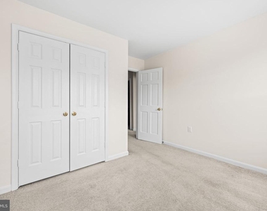 2902 Jessica Court - Photo Thumbnail 40