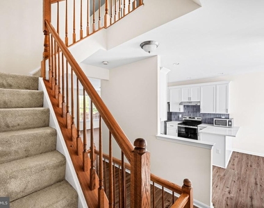 2902 Jessica Court - Photo Thumbnail 27