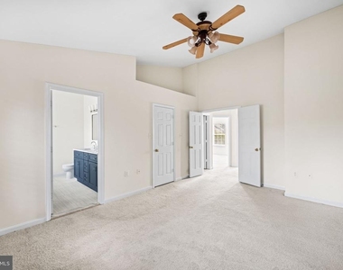 2902 Jessica Court - Photo Thumbnail 31