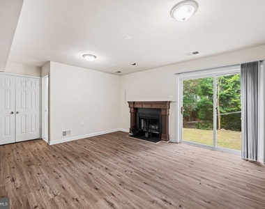 2902 Jessica Court - Photo Thumbnail 46