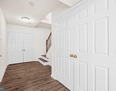 2902 Jessica Court - Photo Thumbnail 44
