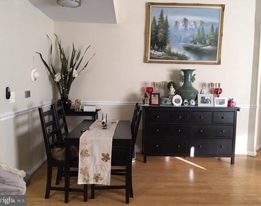 9490 Virginia Center Boulevard - Photo Thumbnail 3