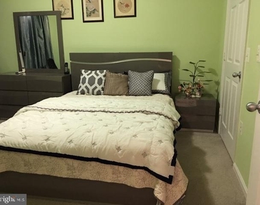 9490 Virginia Center Boulevard - Photo Thumbnail 7