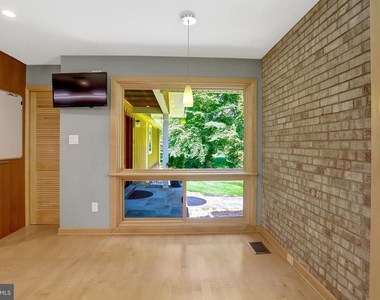 6030 Berwynd Road - Photo Thumbnail 21