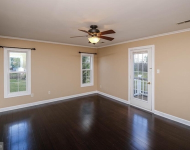109 Kabardin Court - Photo Thumbnail 34