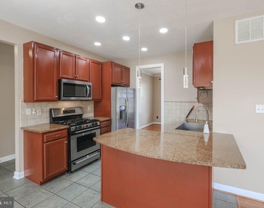 109 Kabardin Court - Photo Thumbnail 10