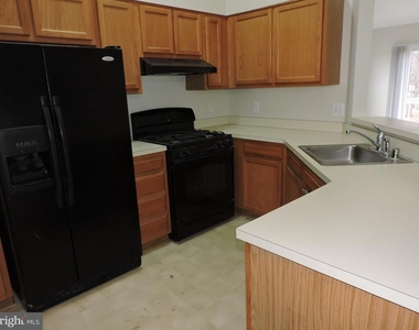 207c Fernwood Place - Photo Thumbnail 5