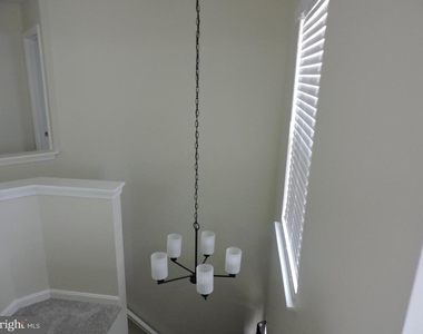 207c Fernwood Place - Photo Thumbnail 7