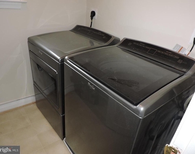 207c Fernwood Place - Photo Thumbnail 8