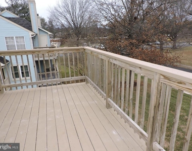 207c Fernwood Place - Photo Thumbnail 18