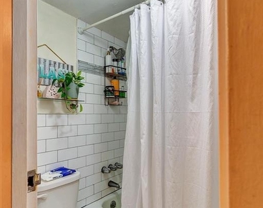 2500 N Van Dorn Street - Photo Thumbnail 7