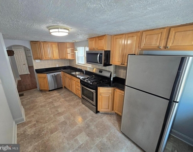 4420 Fleming Street - Photo Thumbnail 8