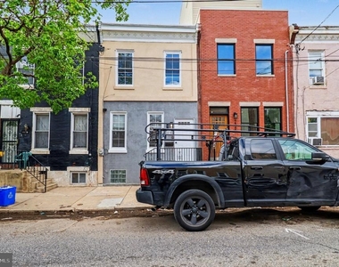 2238 Oakford Street - Photo Thumbnail 2