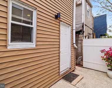 2238 Oakford Street - Photo Thumbnail 28