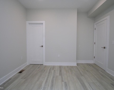 3718 Haverford Avenue - Photo Thumbnail 12