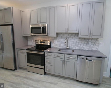 3718 Haverford Avenue - Photo Thumbnail 4