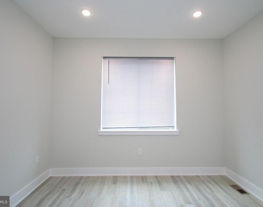 3718 Haverford Avenue - Photo Thumbnail 5