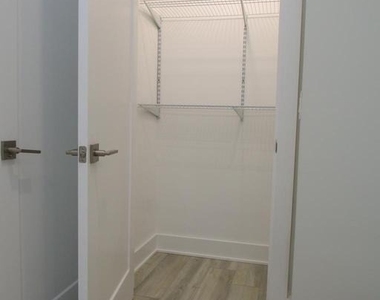 3718 Haverford Avenue - Photo Thumbnail 7