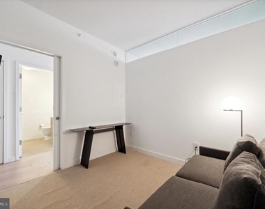 2930 Walnut Street - Photo Thumbnail 17