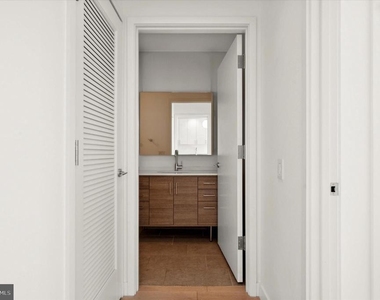 2930 Walnut Street - Photo Thumbnail 12
