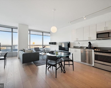 2930 Walnut Street - Photo Thumbnail 6