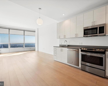 2930 Walnut Street - Photo Thumbnail 10