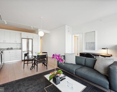 2930 Walnut Street - Photo Thumbnail 2