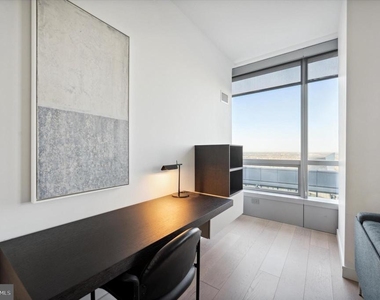 2930 Walnut Street - Photo Thumbnail 16