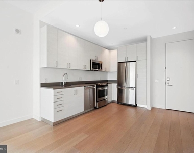 2930 Walnut Street - Photo Thumbnail 2