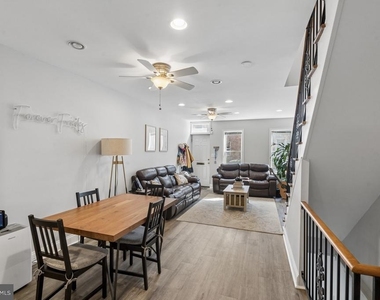 2139 Montrose Street - Photo Thumbnail 3